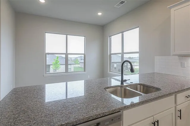 $477,000 | 8368 North Greentree Drive, Lenexa, KS 66227