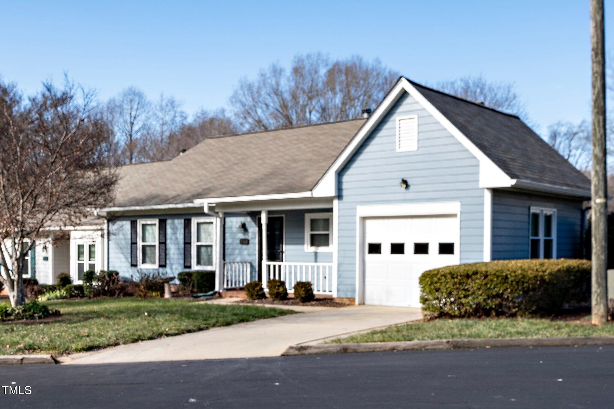 1-web-or-mls-2700 Cottage (24 of 26)