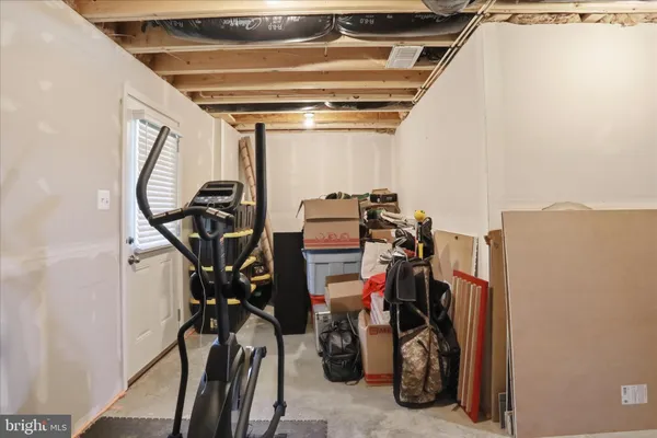 $347,499 | 139 Kensington Circle, Middletown, VA 22645