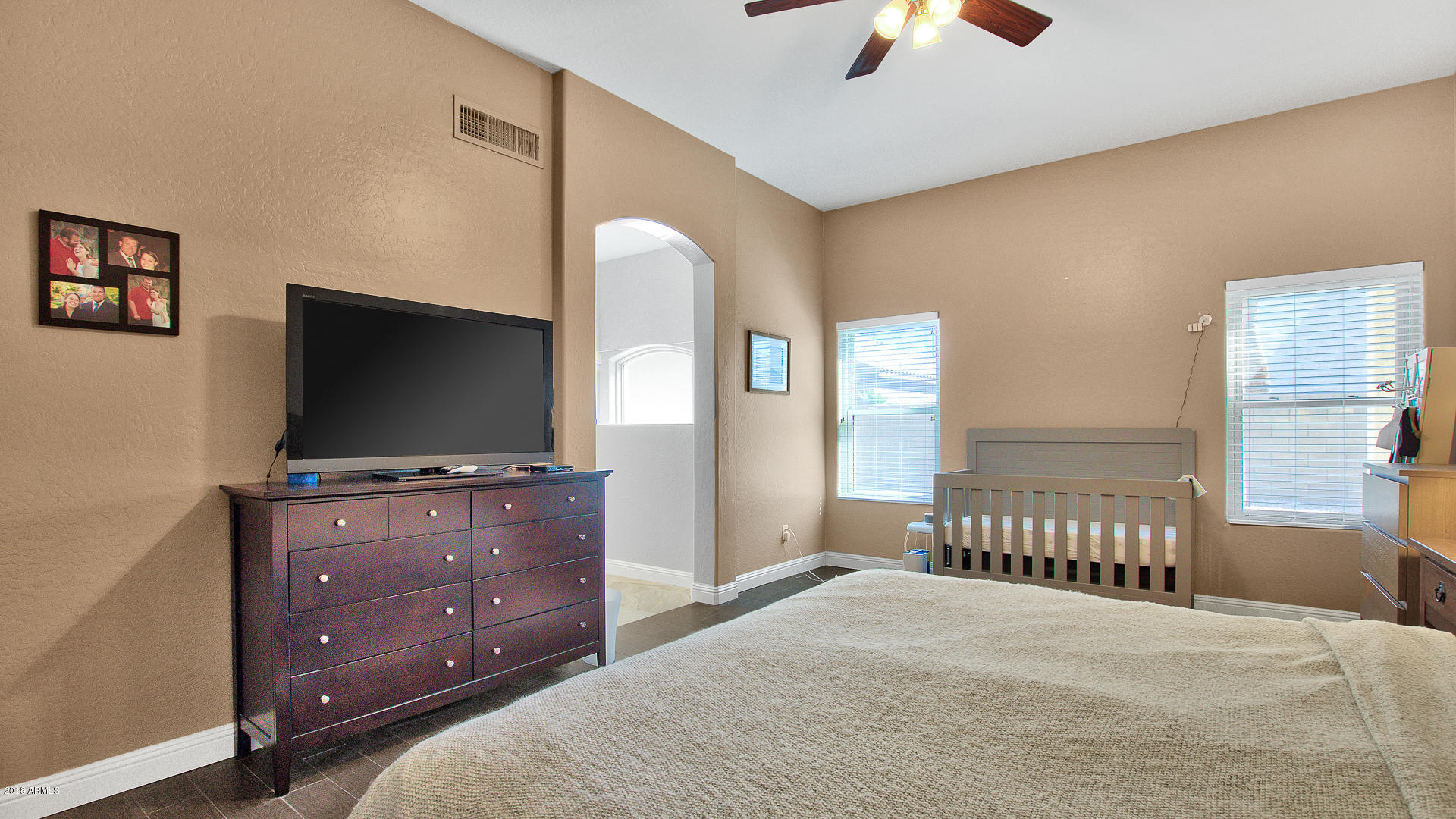 637 East Ranch Road Gilbert, AZ 85296 - Photo 23 of 34 24