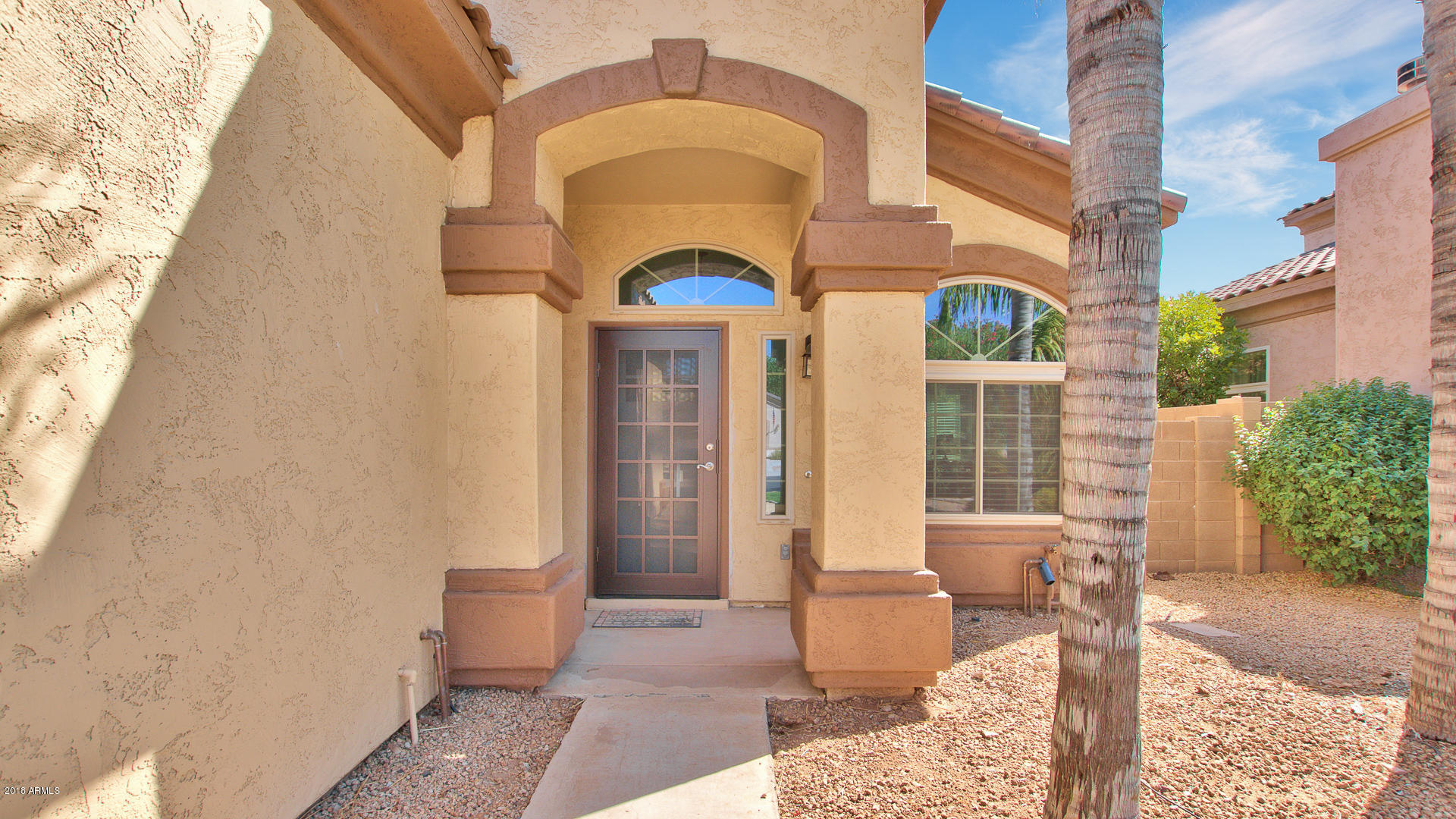 637 East Ranch Road Gilbert, AZ 85296 - Photo 4 of 34 05