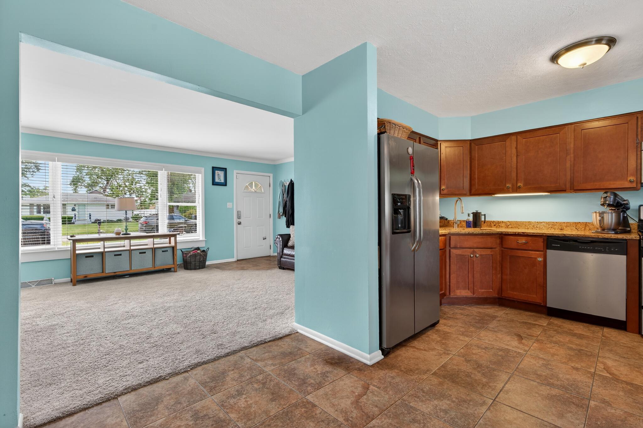 1208 Farragut Street Crown Point, IN 46307 - Photo 11 of 31 2048x1365