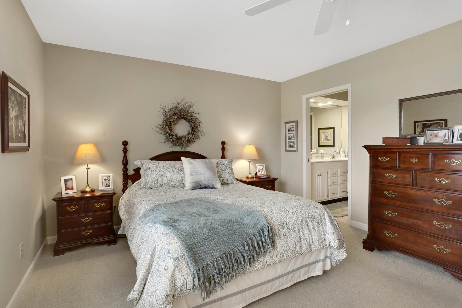 1727 Lakeside Drive, Unit B Champaign, IL 61821 - Photo 27 of 35 a bedroom with a bed and a closet