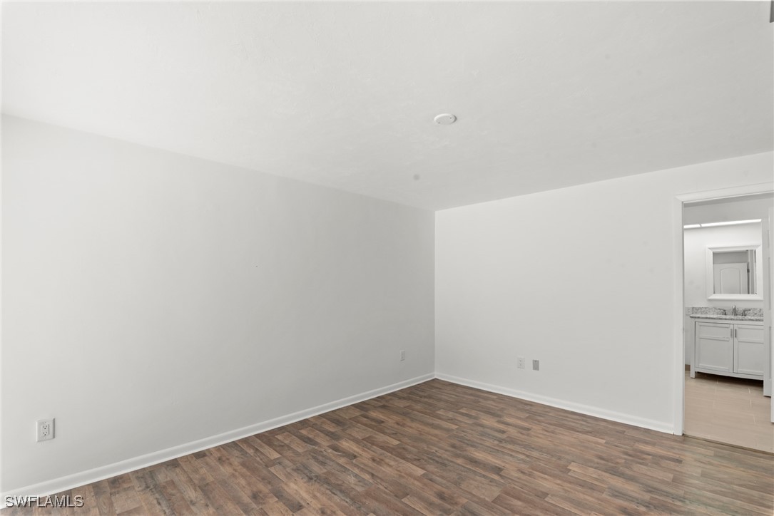 12331 McGregor Boulevard Fort Myers, FL 33919 - Photo 20 of 46 a view of an empty room