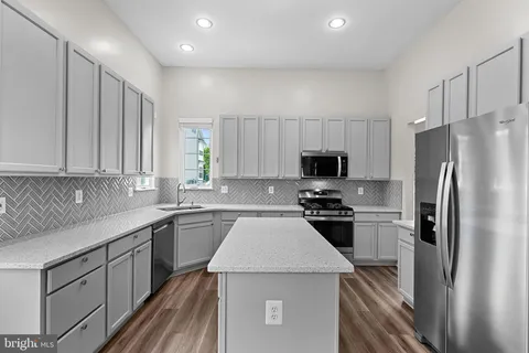 $790,000 | 12997 Kyle Moor Place, Bristow, VA 20136