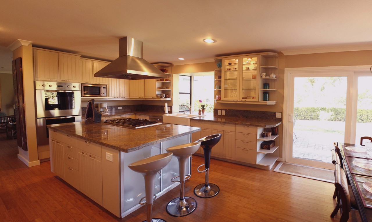 905 Veronica Springs Road Santa Barbara, CA 93105 - Photo 2 of 7 kitchen1