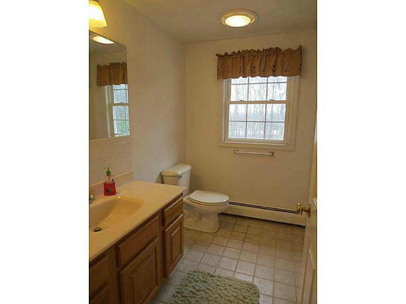 120 Trimtown Road Scituate, RI 02857 - Photo 17 of 22 Bathroom.