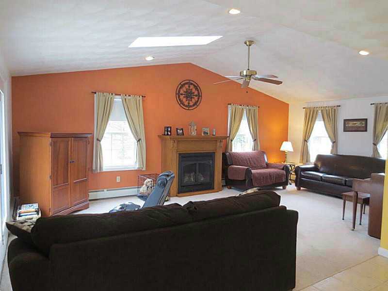 120 Trimtown Road Scituate, RI 02857 - Photo 10 of 22 Living Room.