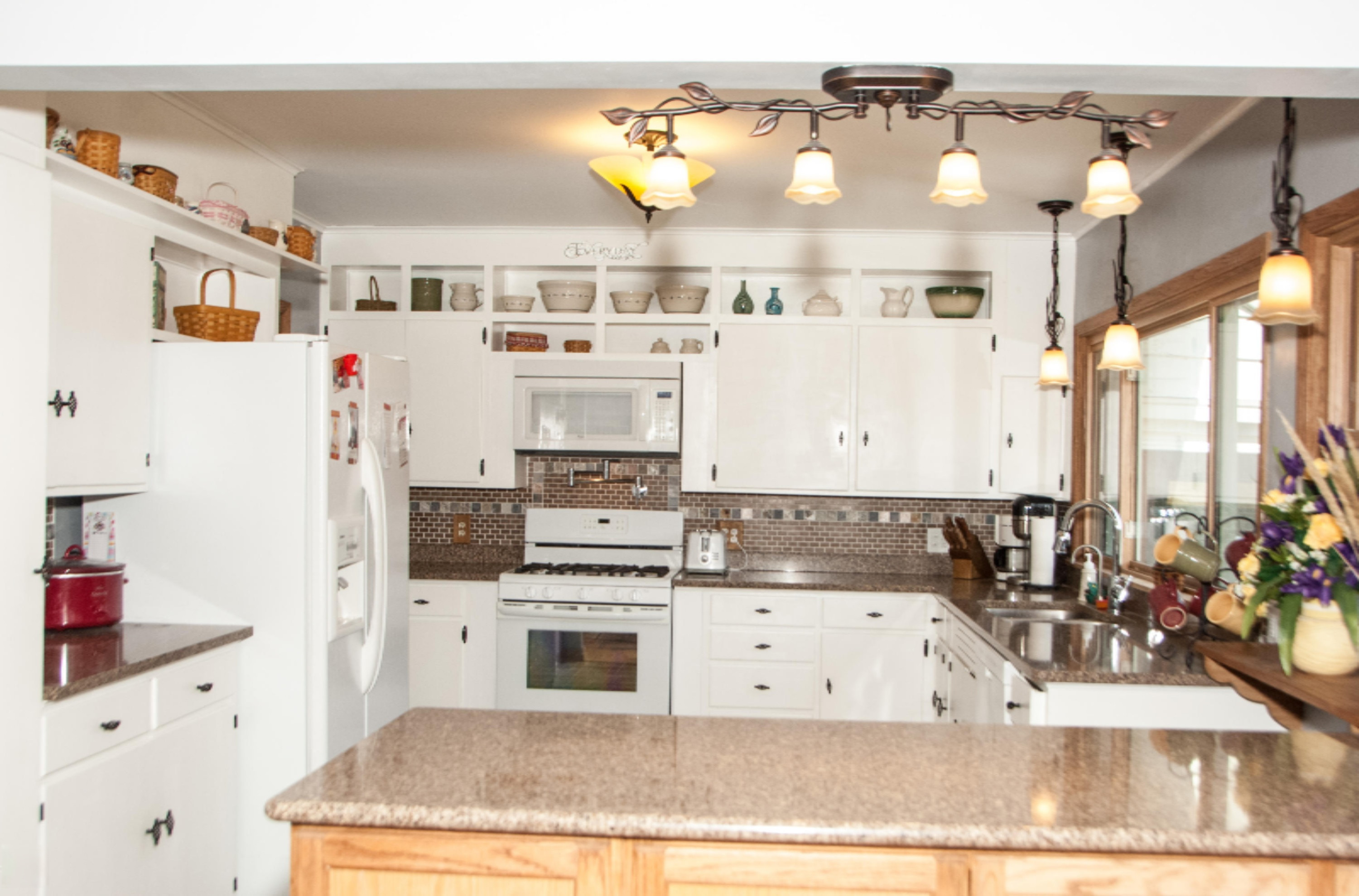 1335 Miami Road Benton Harbor, MI 49022 - Photo 3 of 30 REN_3835 - Copy.jpg