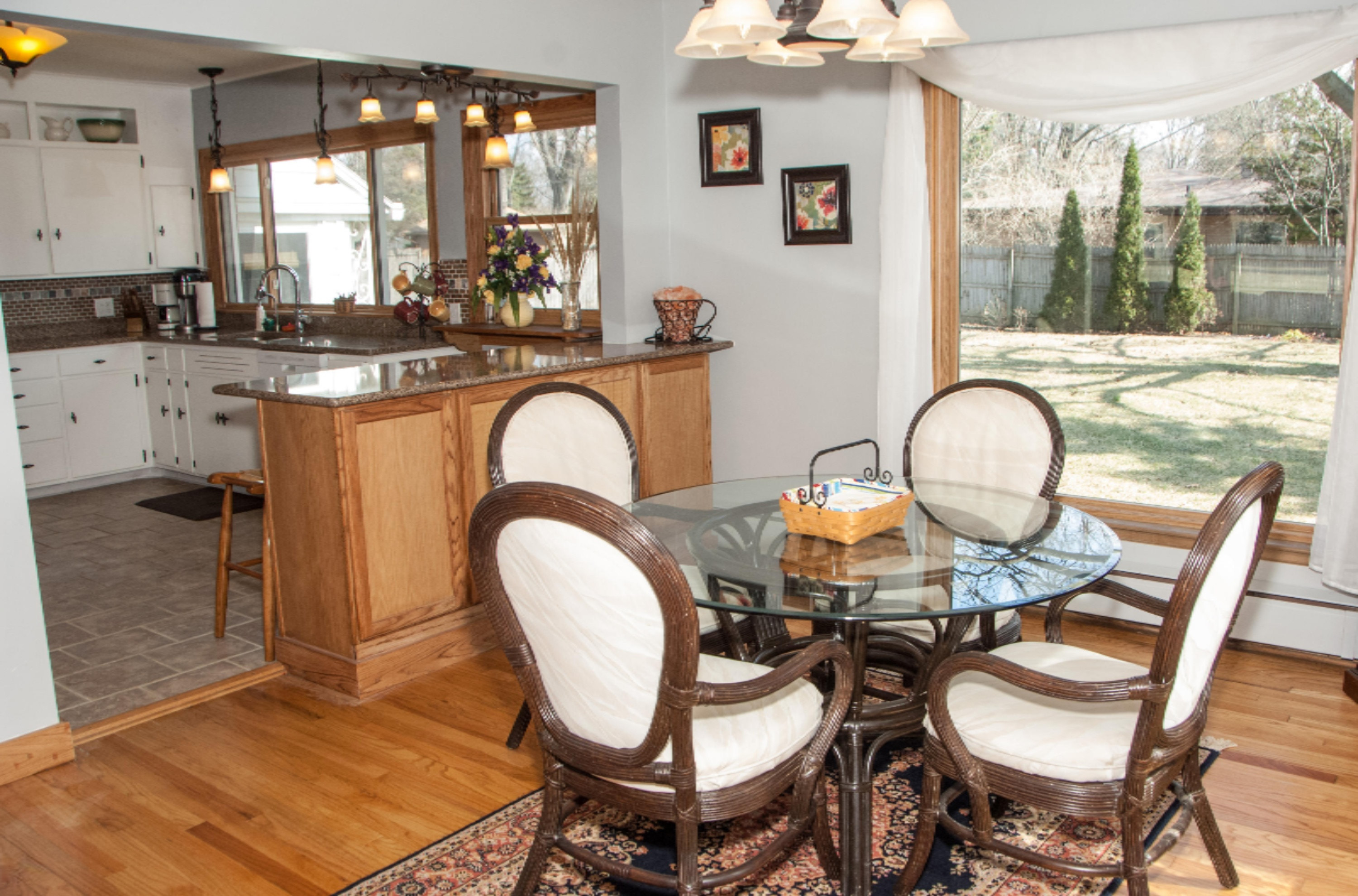 1335 Miami Road Benton Harbor, MI 49022 - Photo 7 of 30 REN_3839.jpg