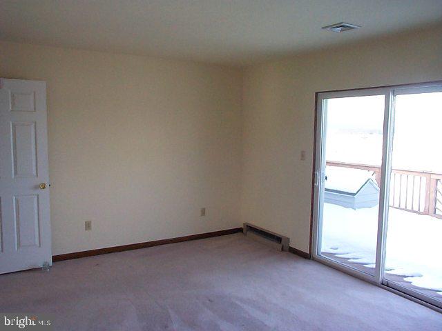 276 Ridge Hill Road Mechanicsburg, PA 17050 - Photo 4 of 7 Gallery Image 4