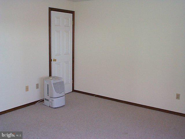 276 Ridge Hill Road Mechanicsburg, PA 17050 - Photo 5 of 7 Gallery Image 5