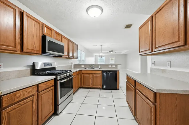 $2,100 | 7818 Black Gap Drive, Cypress, TX 77433