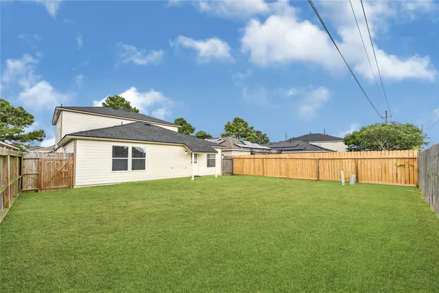 $2,100 | 7818 Black Gap Drive, Cypress, TX 77433