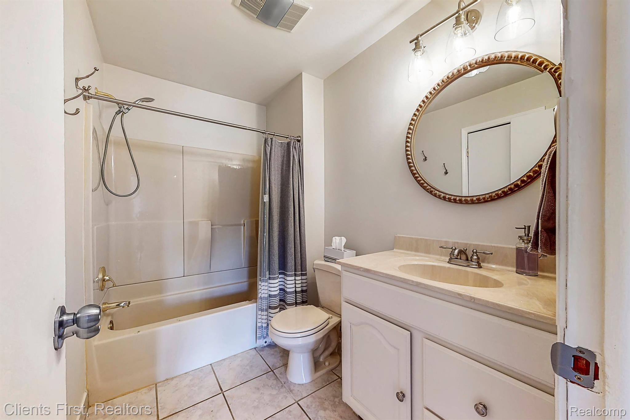 43130 Applewood Road Canton, MI 48188 - Photo 26 of 40 Gallery Image 26