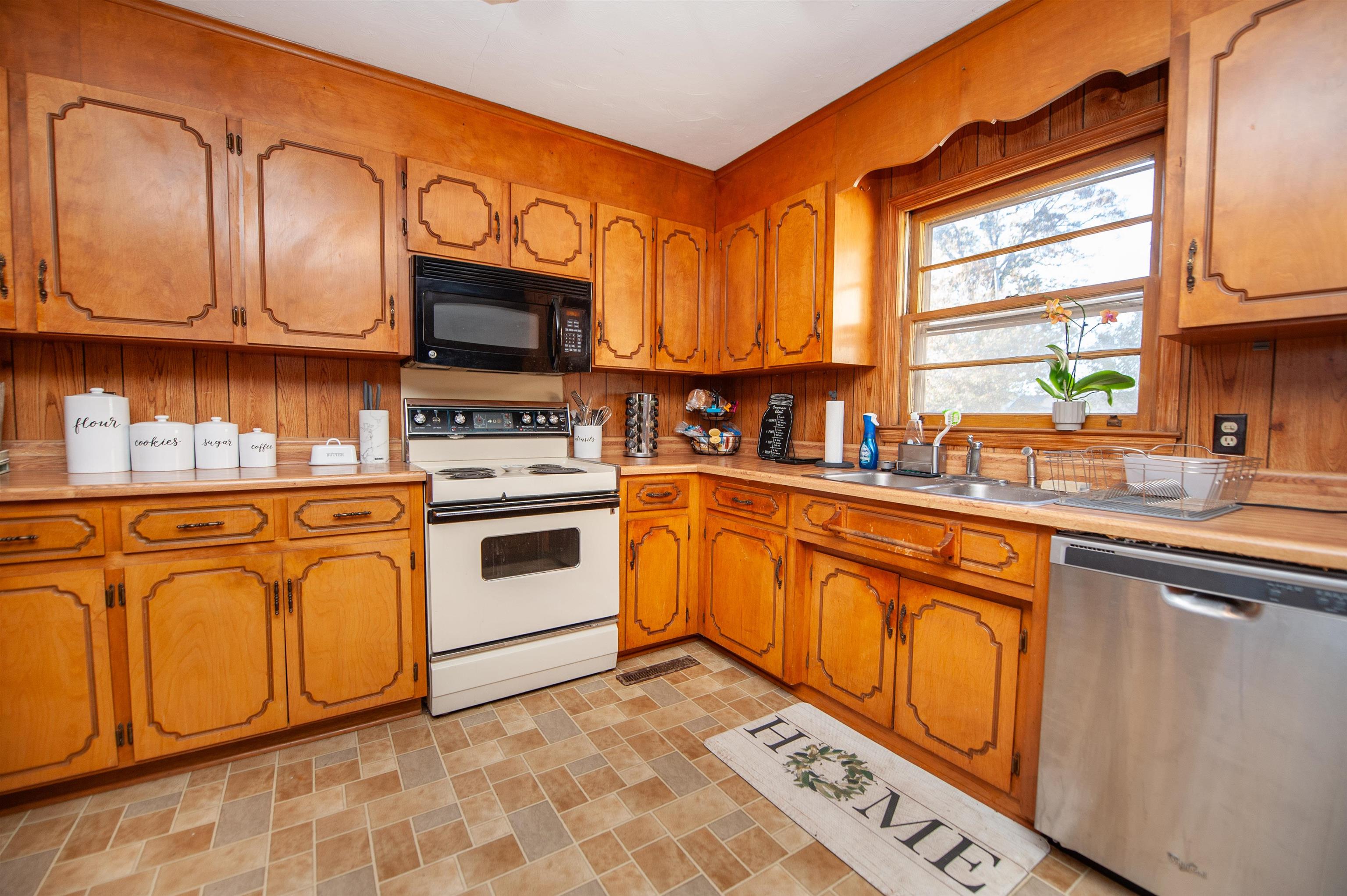 123 Swain Avenue Boiling Springs, SC 29316 - Photo 14 of 35