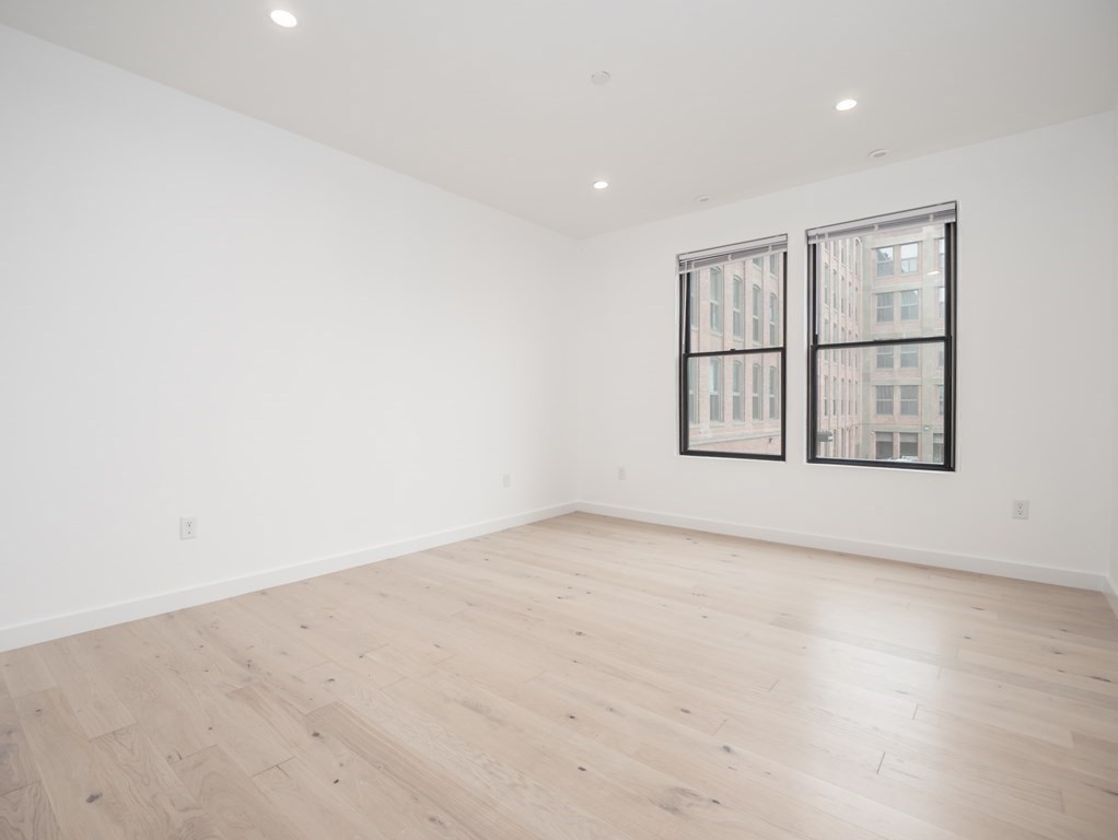 340 West 2nd Street, Unit 19 Boston, MA 02127 - Photo 25 of 38