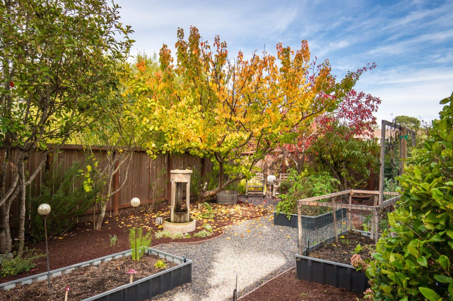 2 Black Tail Lane Monterey, CA 93940 - Photo 30 of 32 a backyard of a house with table and chairs