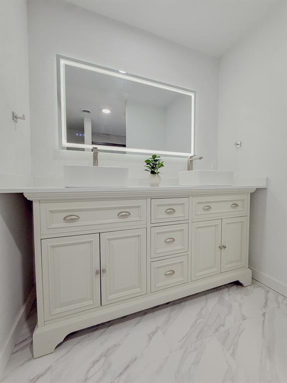 4013 Wedgworth Road South Fort Worth, TX 76133 - Photo 25 of 35