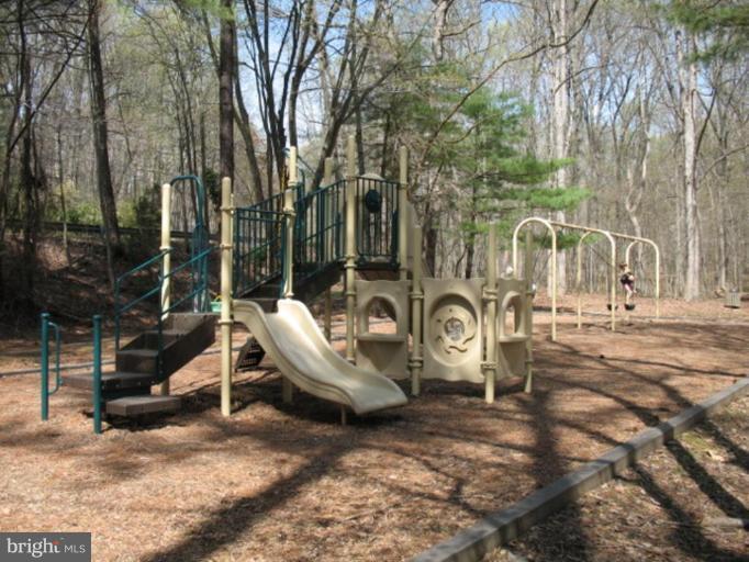 2413 Albot Road Reston, VA 20191 - Photo 23 of 24 Community Playground