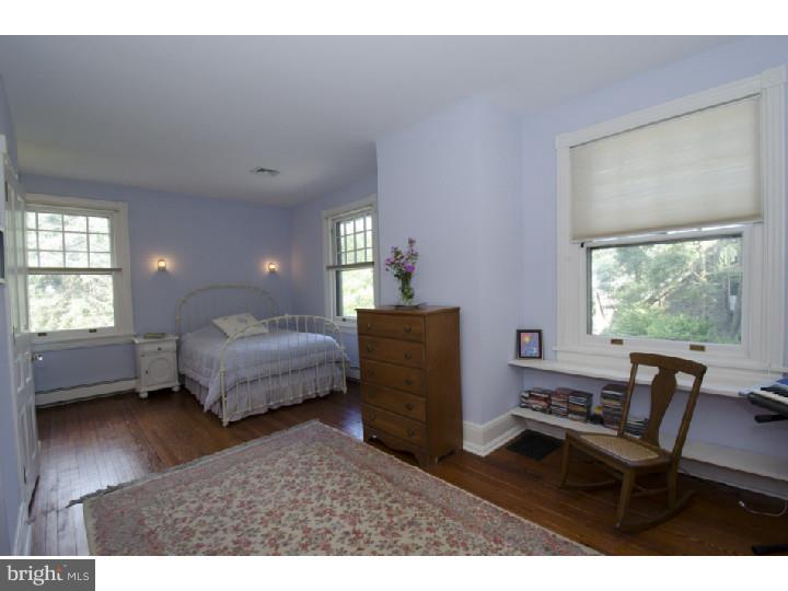 423 St Davids Road Wayne, PA 19087 - Photo 14 of 25 Gallery Image 14