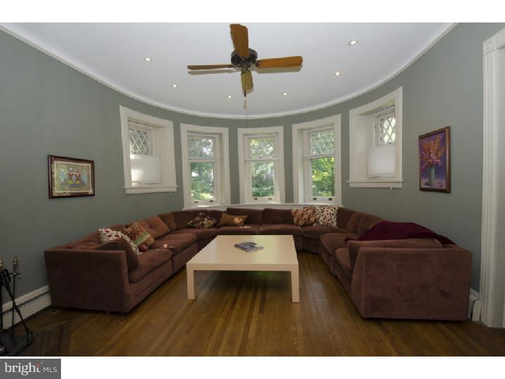 423 St Davids Road Wayne, PA 19087 - Photo 7 of 25 Gallery Image 7