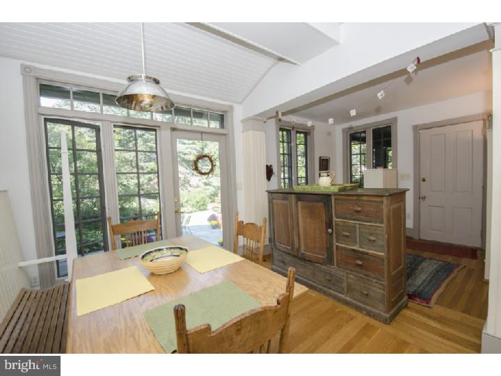423 St Davids Road Wayne, PA 19087 - Photo 8 of 25 Gallery Image 8