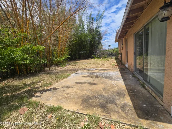 $2,200 | 39 East Azalea Circle, Rockledge, FL 32955