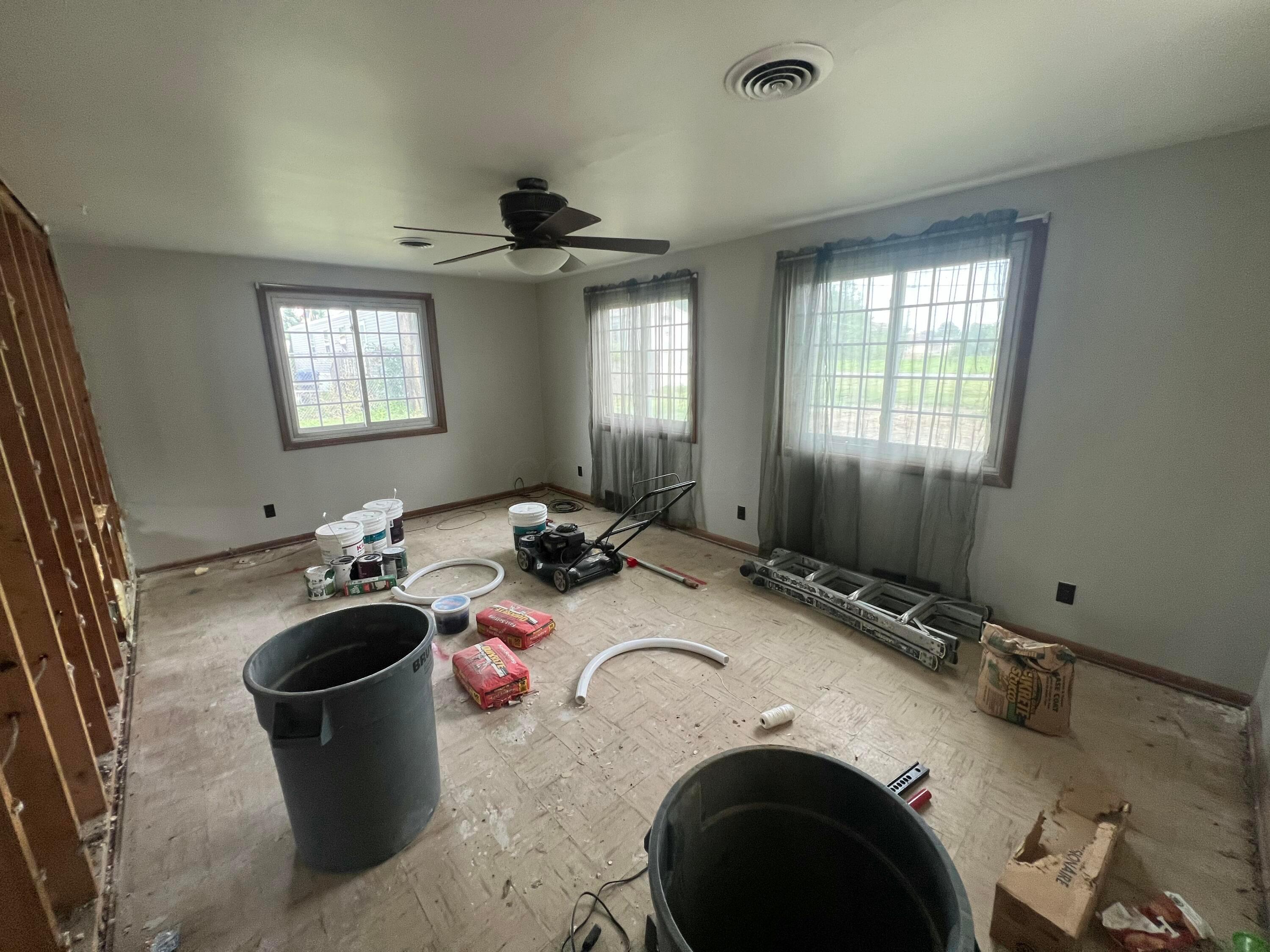 1384 Moler Road Columbus, OH 43207 - Photo 14 of 46 IMG_3560