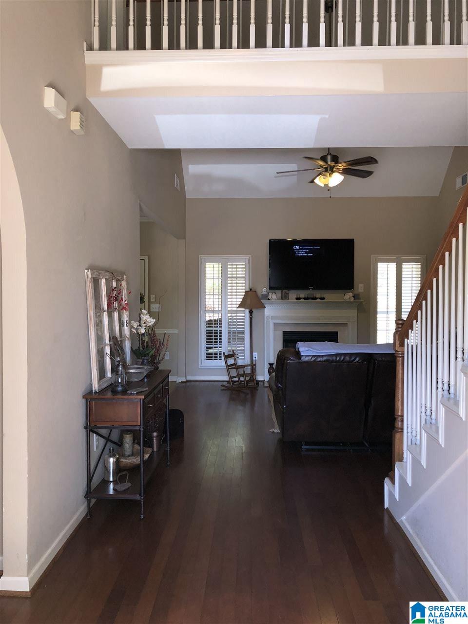 201 Cove Lane Pelham, AL 35124 - Photo 3 of 41