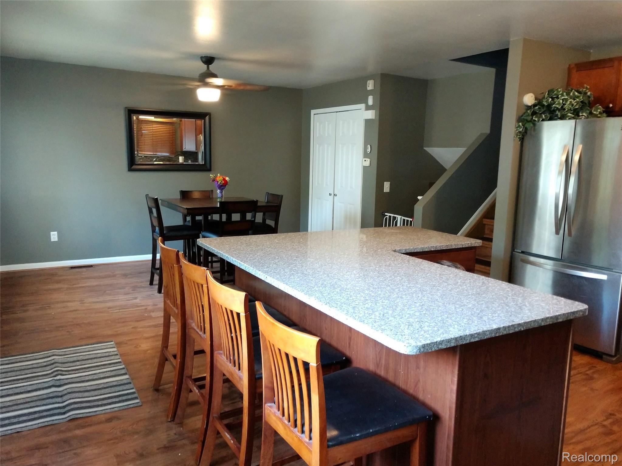 4676 Siebert Road Waterford, MI 48328 - Photo 7 of 66 66644942_869012766800315_530335616747962368_n.jpg
