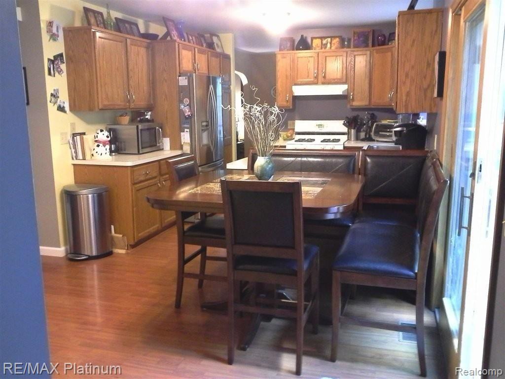 8.Kitchen.Nook.jpg
