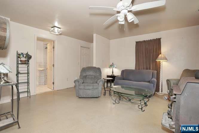 24 New Street Butler, NJ 07405 - Photo 16 of 42