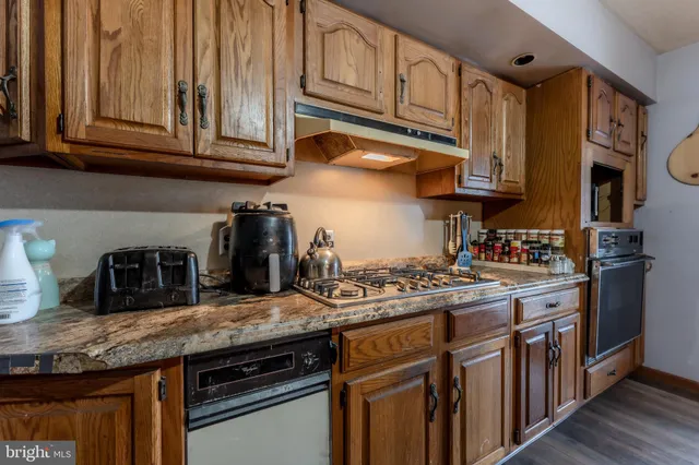 a view of a kitchen counter top space