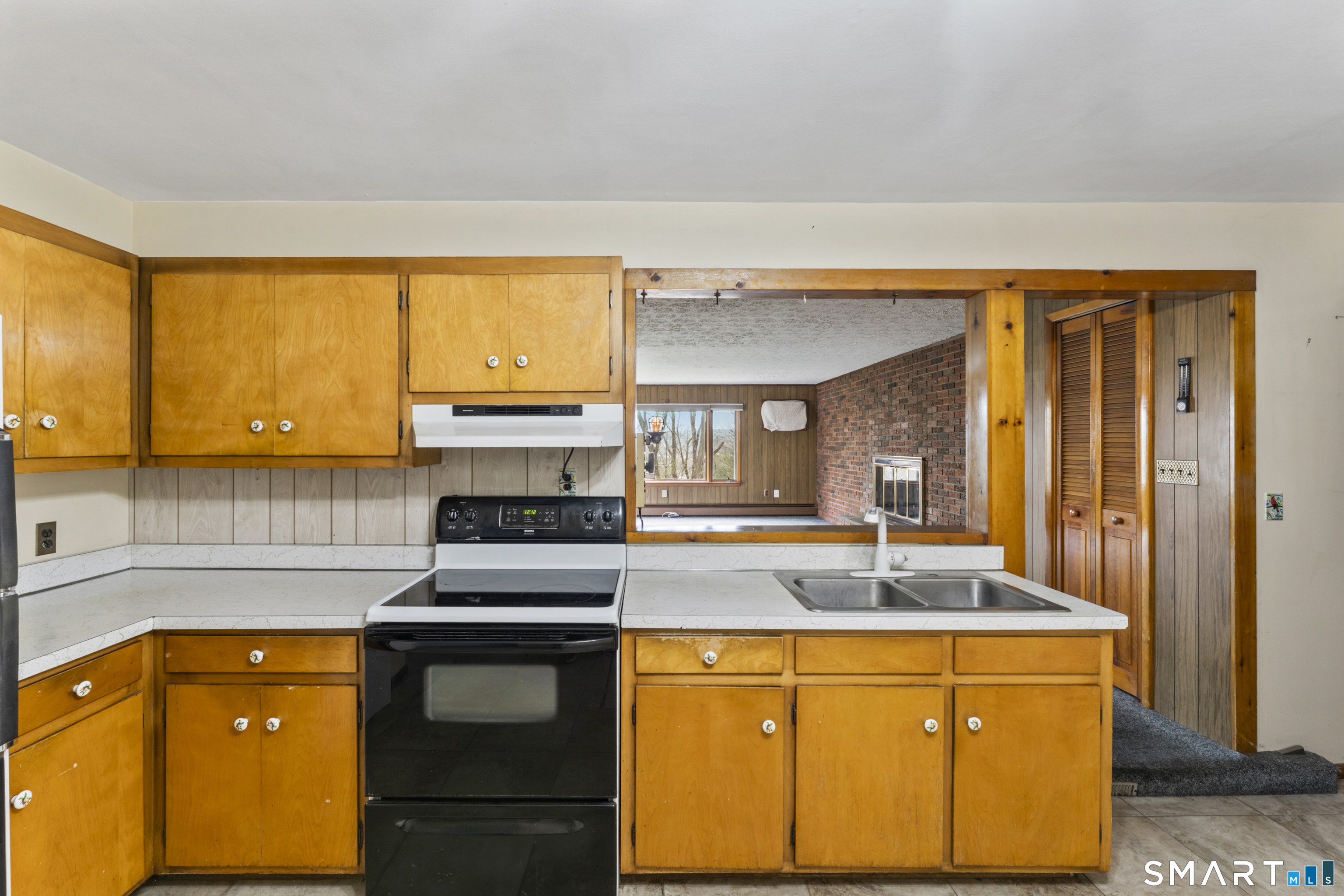 6 Sunrise Road Danbury, CT 06810 - Photo 11 of 38
