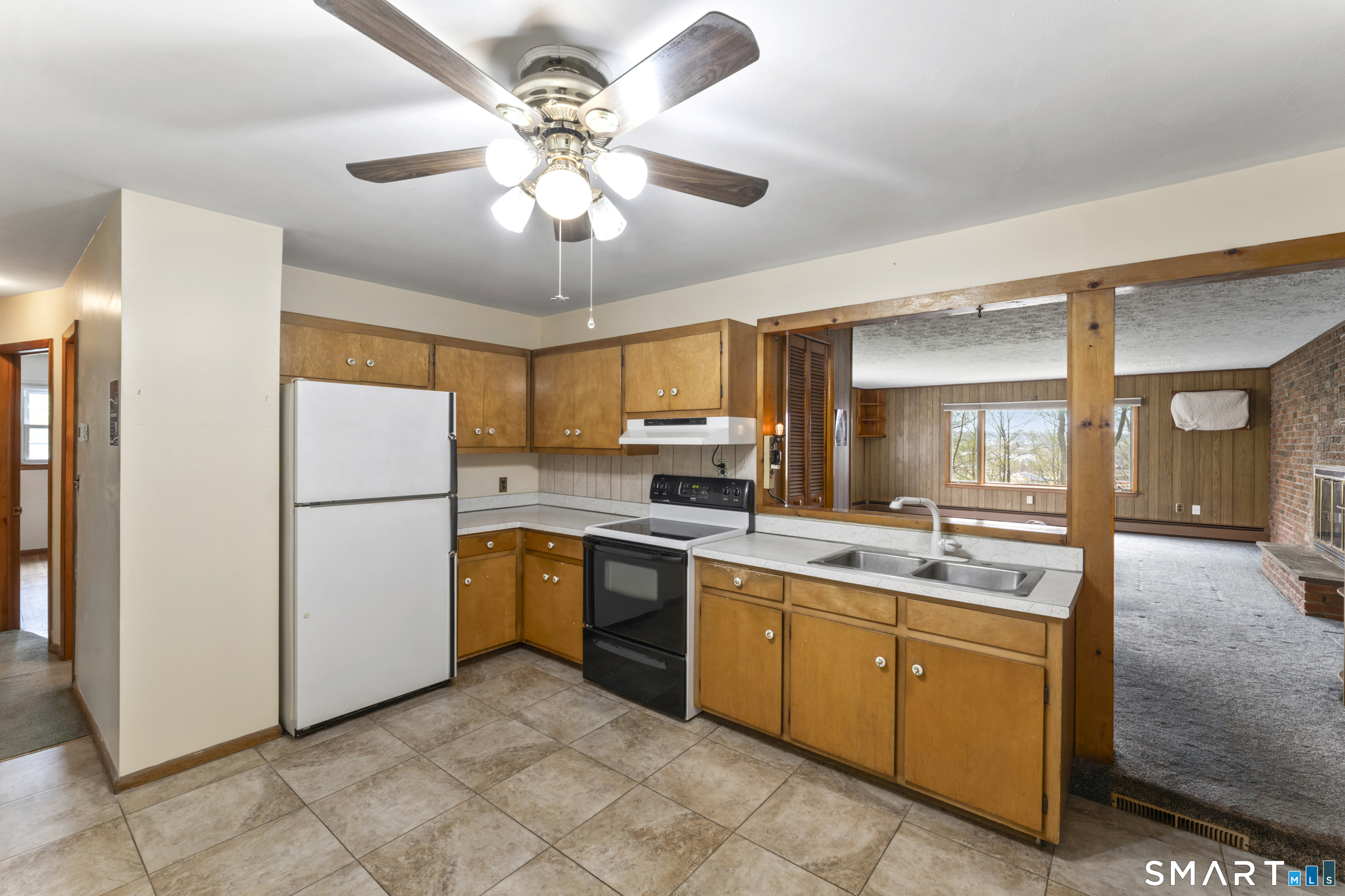 6 Sunrise Road Danbury, CT 06810 - Photo 12 of 38