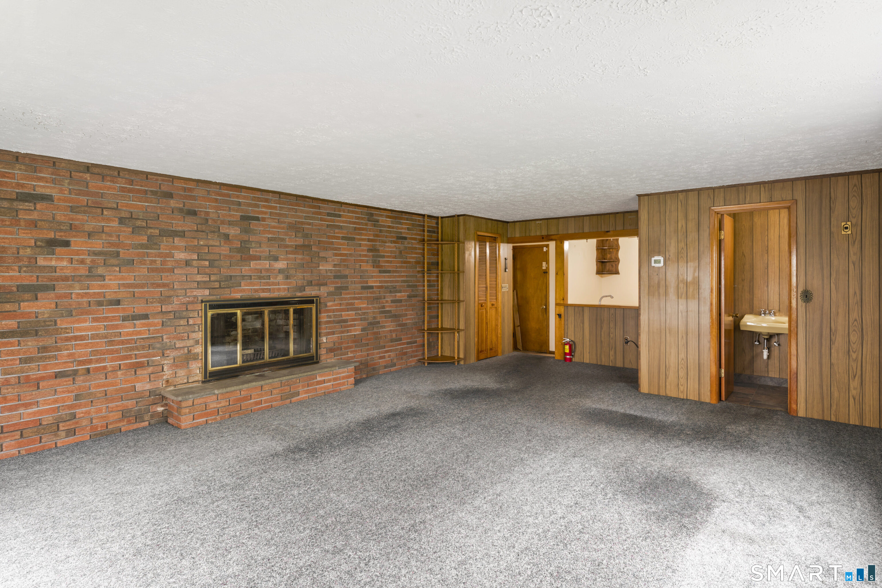 6 Sunrise Road Danbury, CT 06810 - Photo 18 of 38