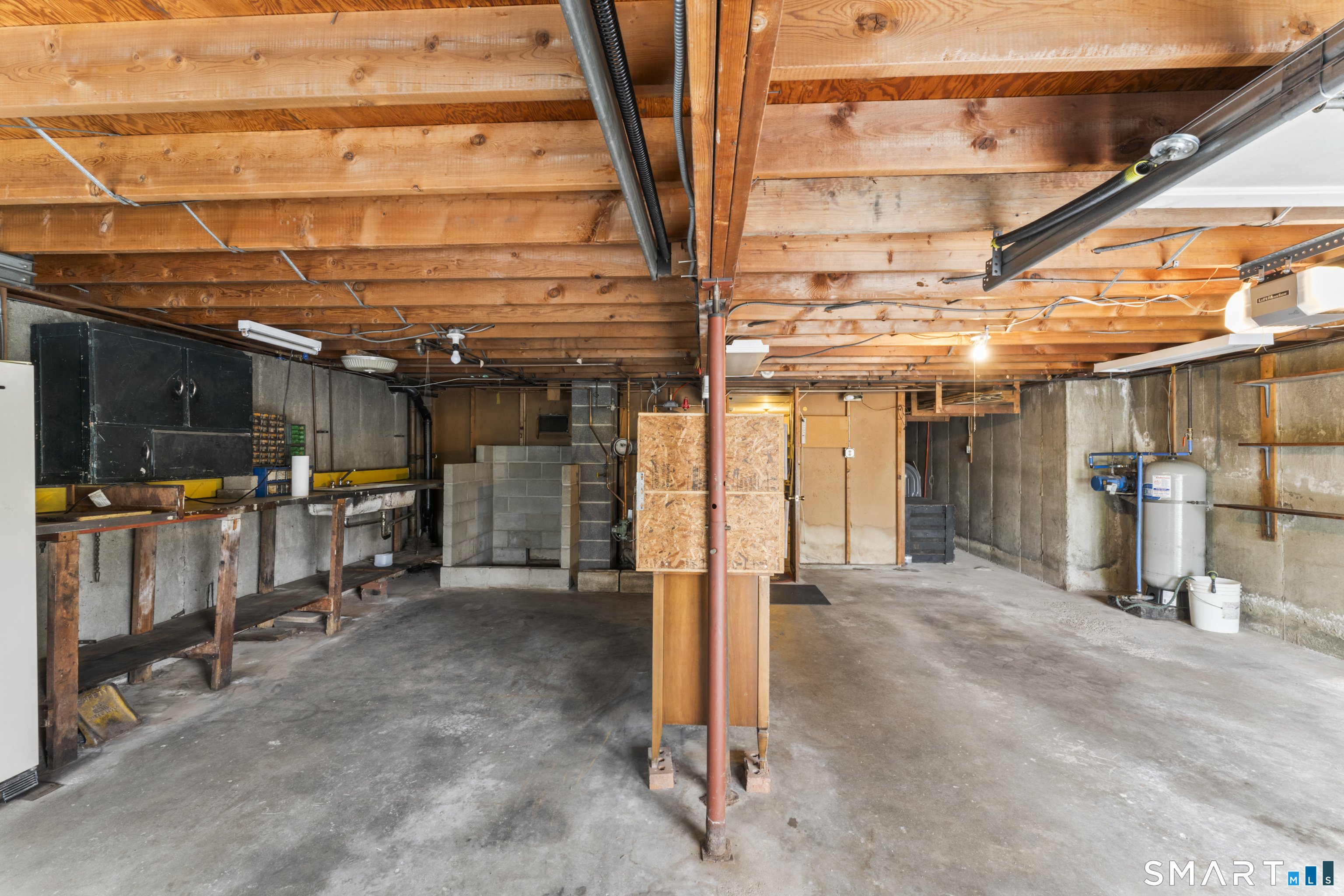 6 Sunrise Road Danbury, CT 06810 - Photo 34 of 38