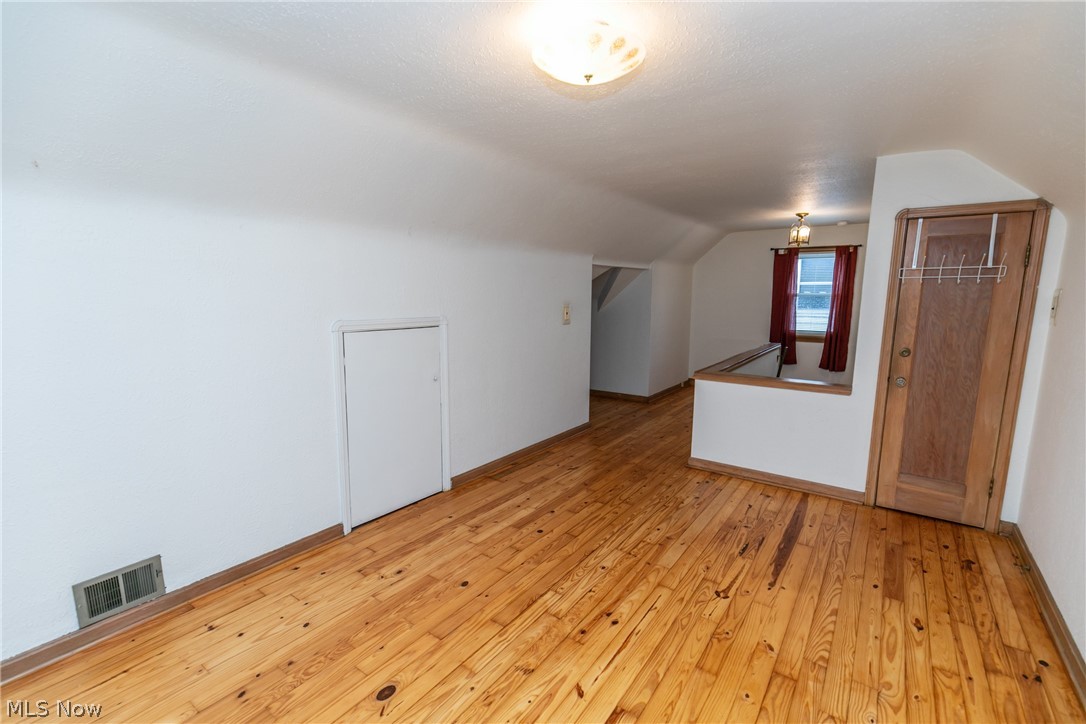 2405 Ralph Avenue Cleveland, OH 44109 - Photo 19 of 27 Gallery Image 19