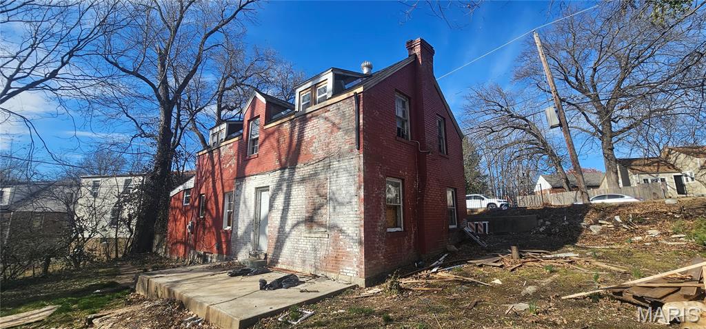 810 Airport Road St. Louis, MO 63135 - Photo 3 of 12 Gallery Image 3