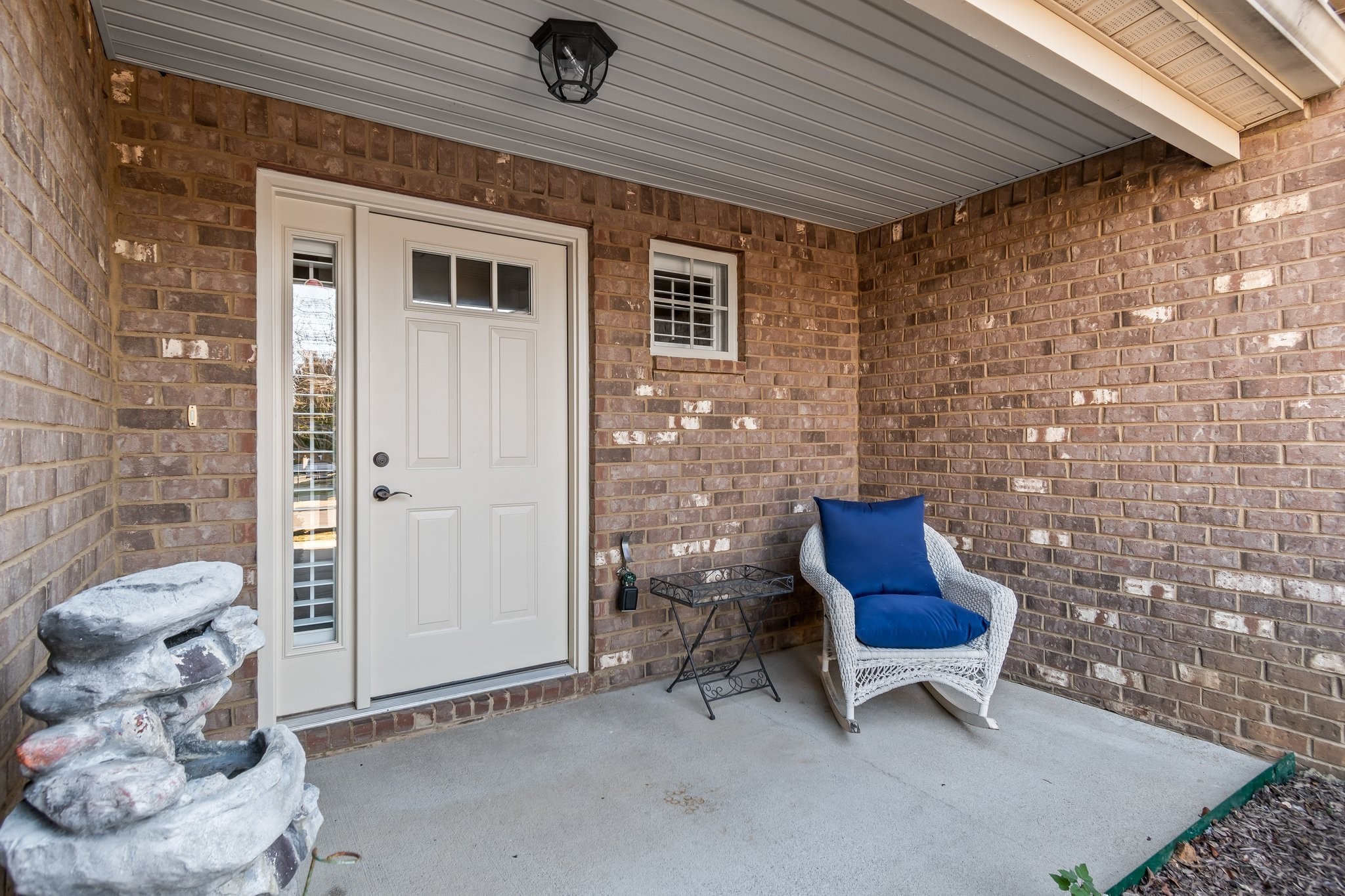 1041 Irish Way Spring Hill, TN 37174 - Photo 2 of 38 a bathroom with a toilet and a shower
