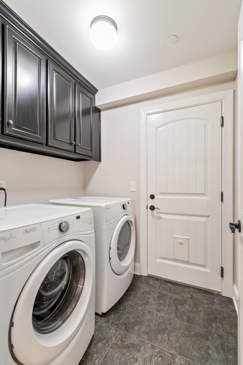 1041 Irish Way Spring Hill, TN 37174 - Photo 21 of 38 a utility room with dryer and washer