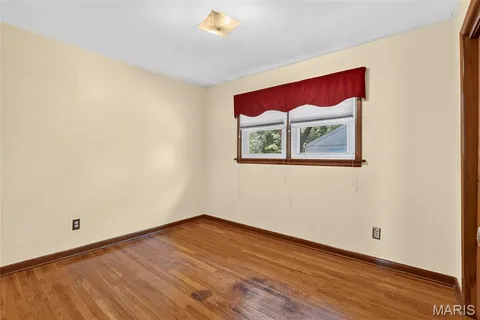 $259,900 | 1011 Hawthorn Avenue, St. Charles, MO 63301