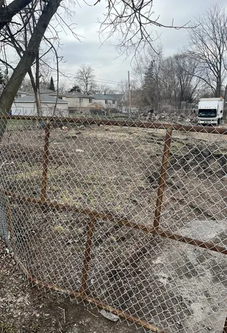 $59,900 | 2004 139th Street, Blue Island, IL 60406