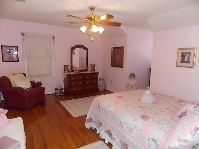 349 Duncan Chapel Road Harleyville, SC 29448 - Photo 8 of 30 UPSTAIRS BEDROOM (12'x17')