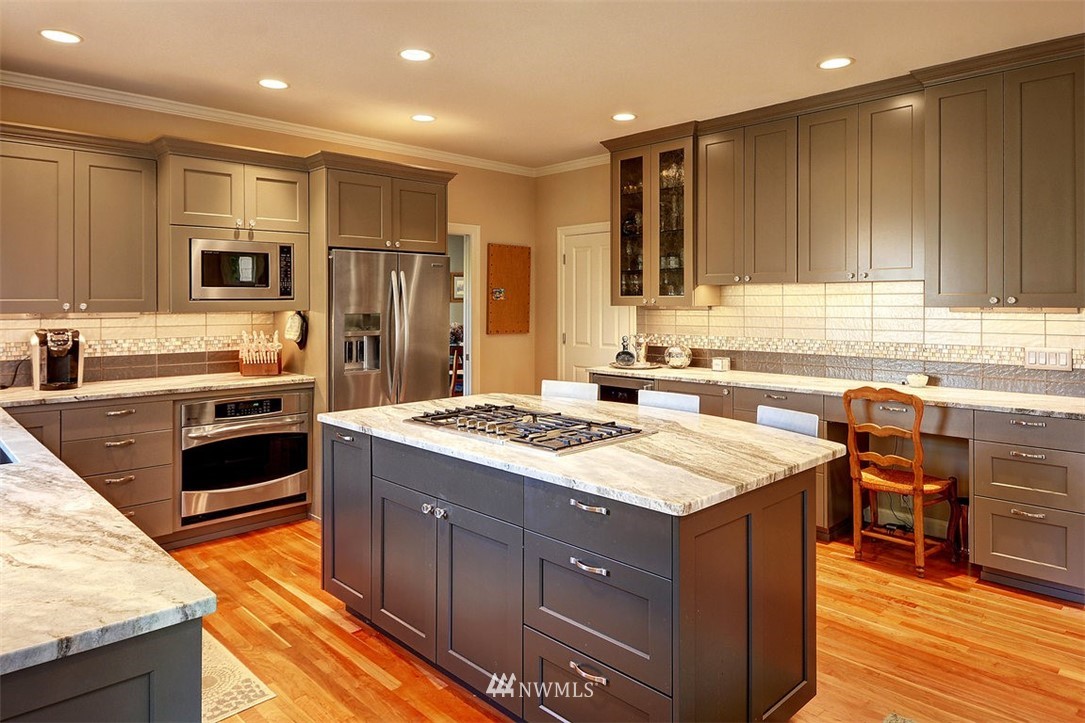 5723 93rd Place Southwest Mukilteo, WA 98275 - Photo 10 of 25