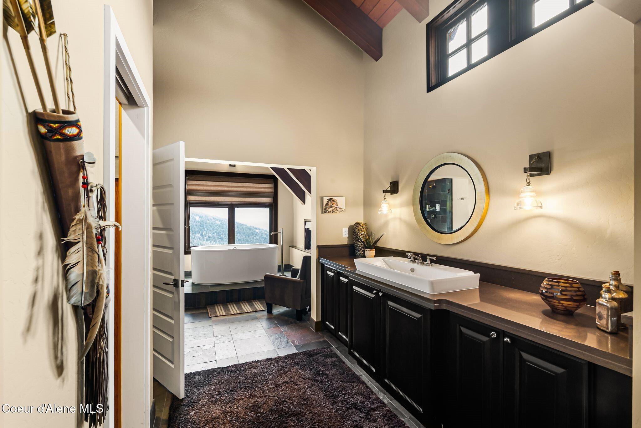 91 Village Lane Sandpoint, ID 83864 - Photo 28 of 66 Ensuite Primary Bath