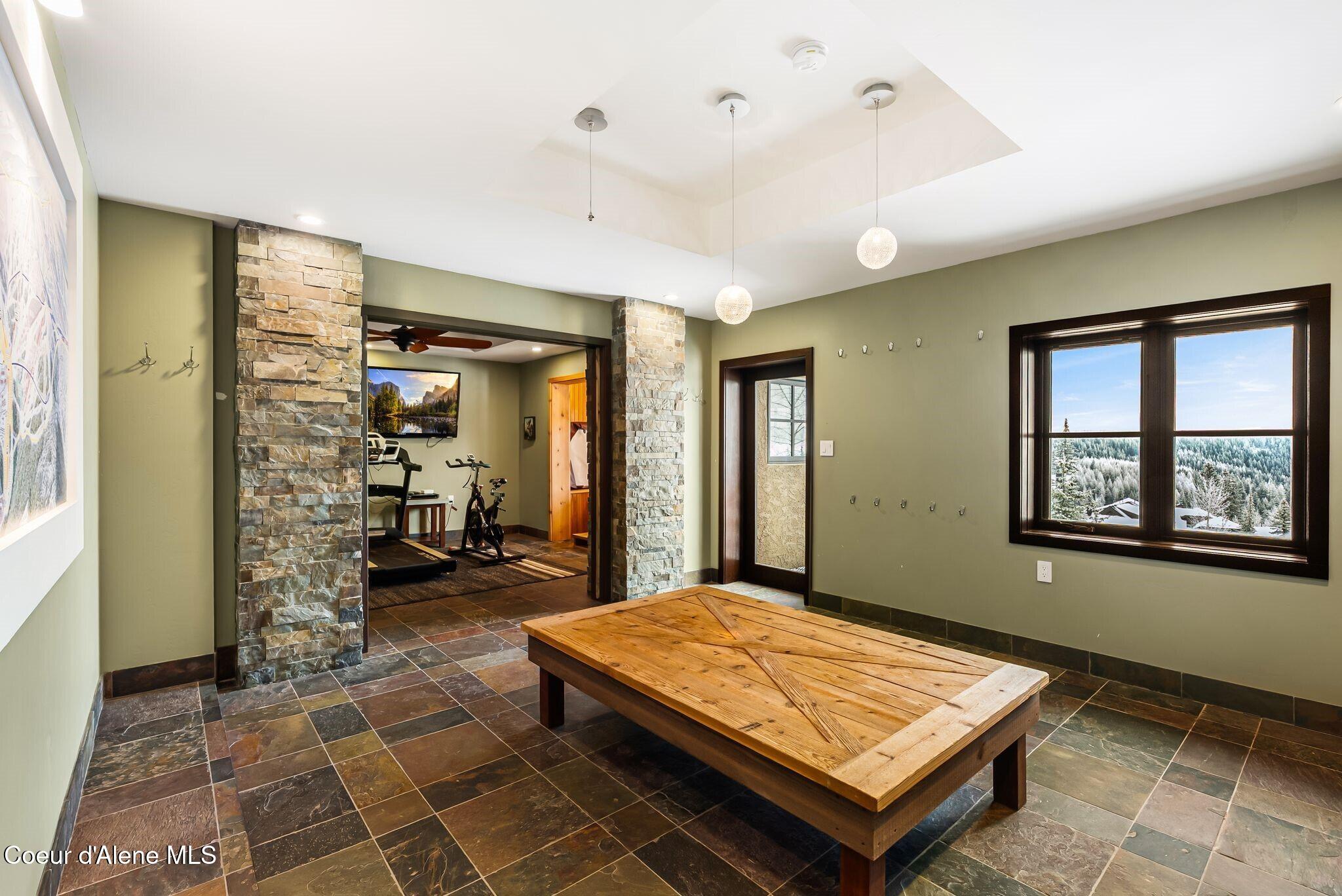 91 Village Lane Sandpoint, ID 83864 - Photo 52 of 66 Spacious Ski Room w Back Entry