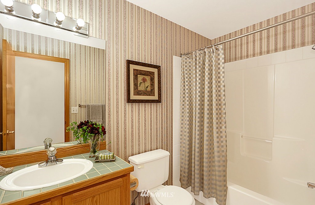 1300 231st Street Southeast Bothell, WA 98021 - Photo 12 of 20