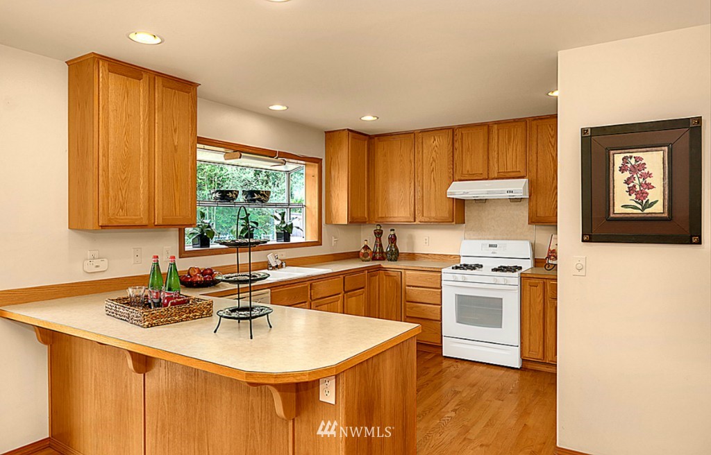 1300 231st Street Southeast Bothell, WA 98021 - Photo 7 of 20